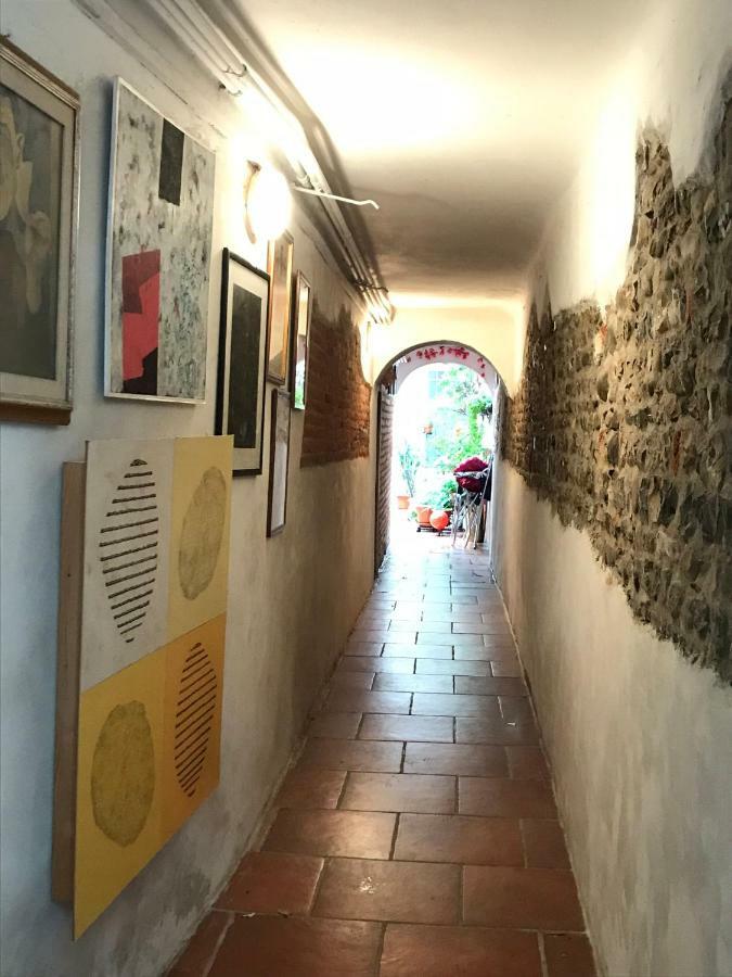 Il nido - Cozy studio apartment in Santa Croce Florencia Exterior foto